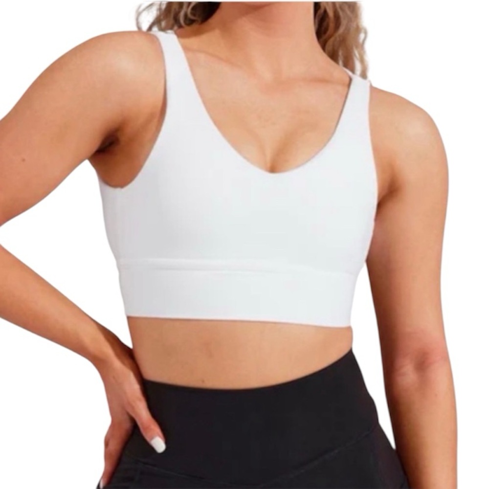 BuffBunny Monarch Sports Bra Sz S - White